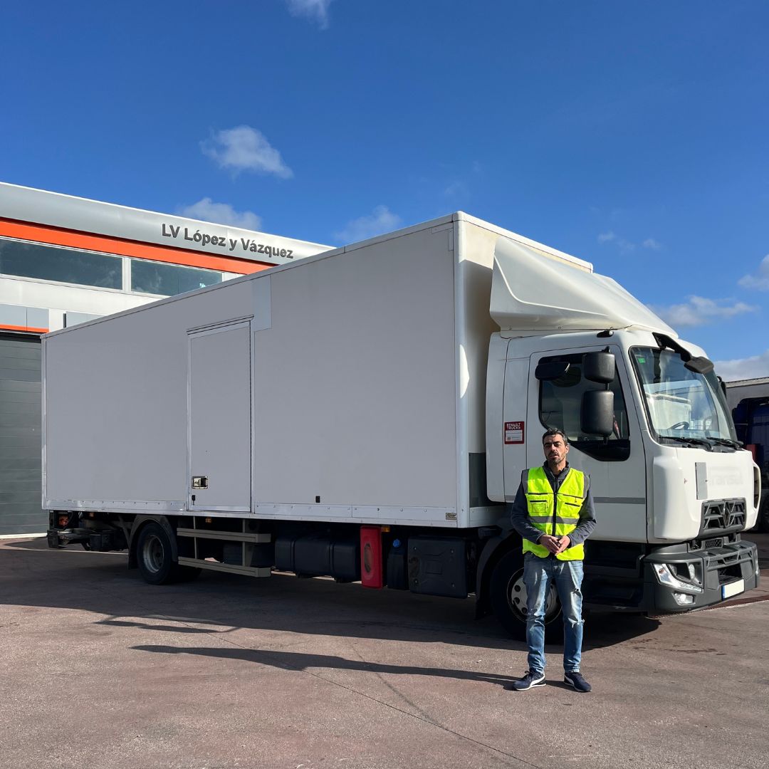 Entrega de un RENAULT TRUCKS D 290.16